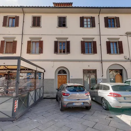 Pisana By Mamo Daire