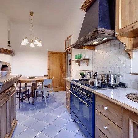 Pisana By Mamo * Floransa